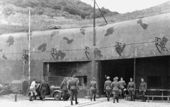 Deutsche_1940_Maginot-Linie.jpg